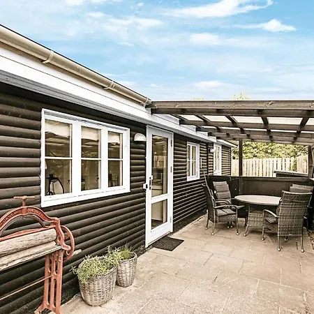 別荘 Three-bedroom In