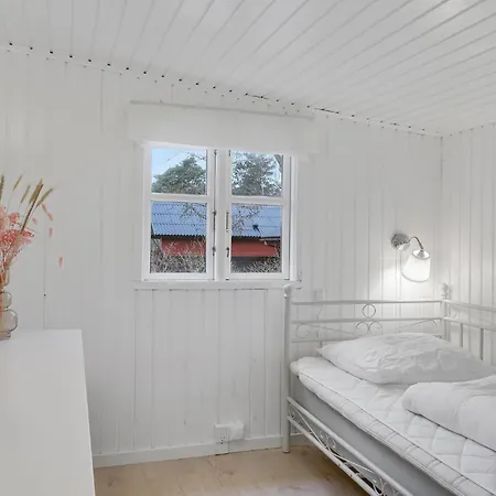 別荘 Three-bedroom In Neksø