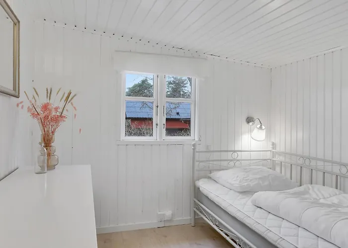 Holiday home Three-bedroom In Nexo